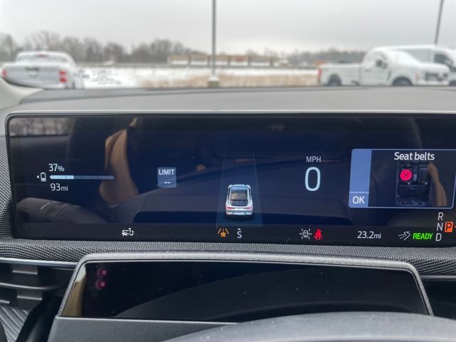 2025 Ford Mustang Mach-E Select - Photo 31