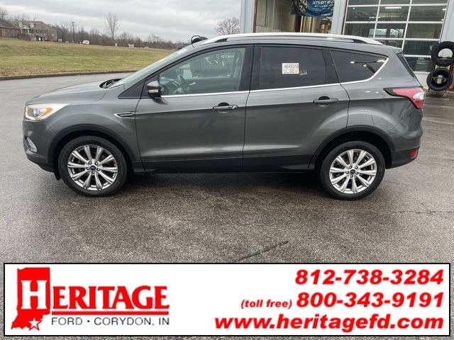 2017 Ford Escape Titanium's photo