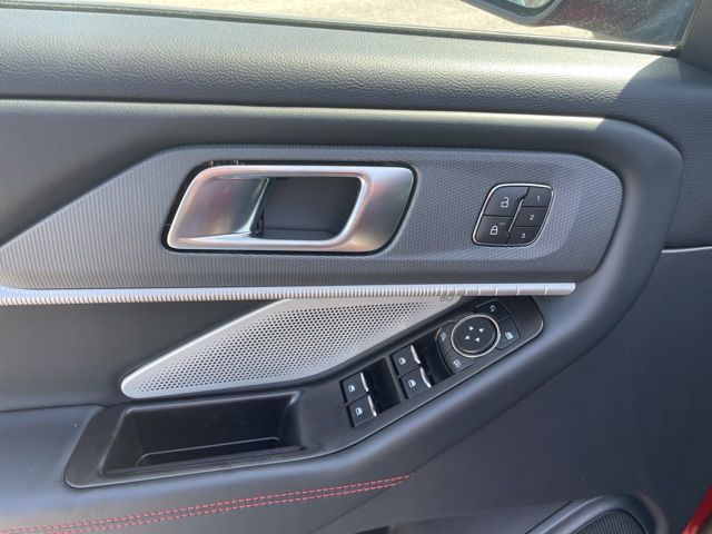 2026 Ford Explorer ST - Photo 22