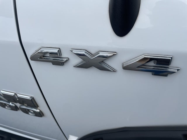 2017 Ram 1500 Tradesman Express photo 3