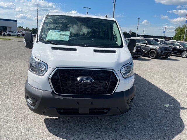 2023 Ford Transit photo 3