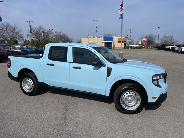 2026 Ford Maverick XL photo 2