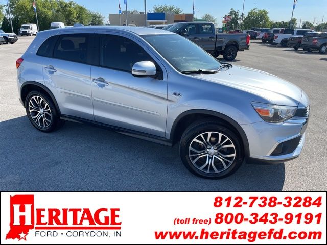 2017 Mitsubishi Outlander Sport 2.4 SE AWC CVT's photo