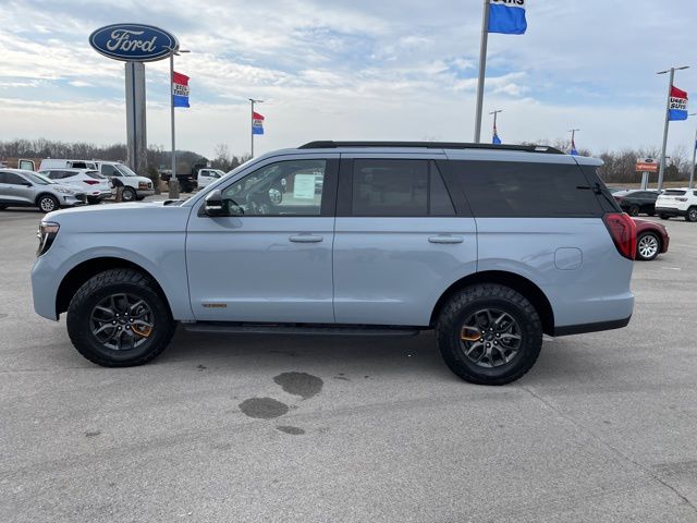 2026 Ford Expedition Tremor - Photo 10