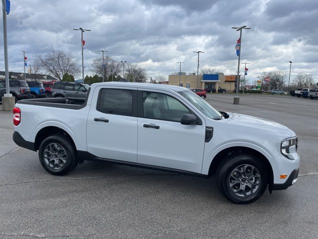 2026 Ford Maverick XLT photo 2