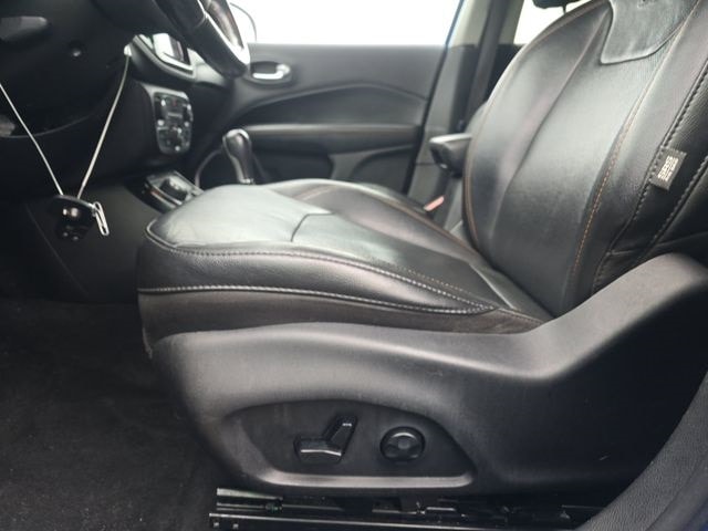 2020 Jeep Compass Limited photo 2