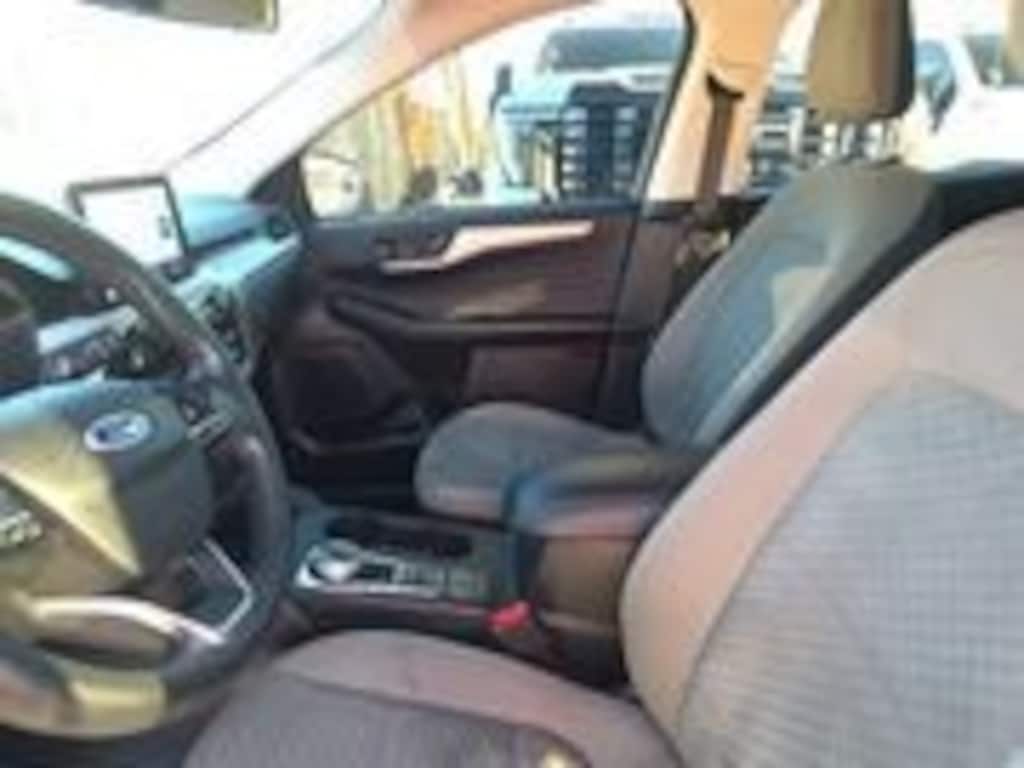 Used 2022 Ford Escape SE SUV