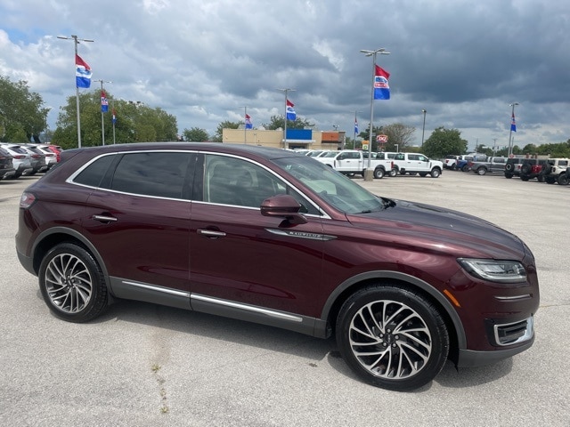 Used 2019 Lincoln Nautilus Reserve with VIN 2LMPJ8L96KBL10384 for sale in Corydon, IN