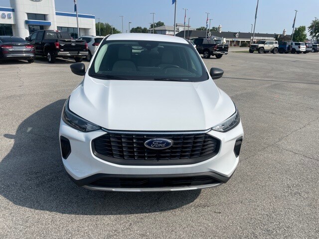 2025 Ford Escape Active photo 2