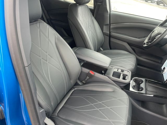 2025 Ford Mustang Mach-E Select - Photo 46