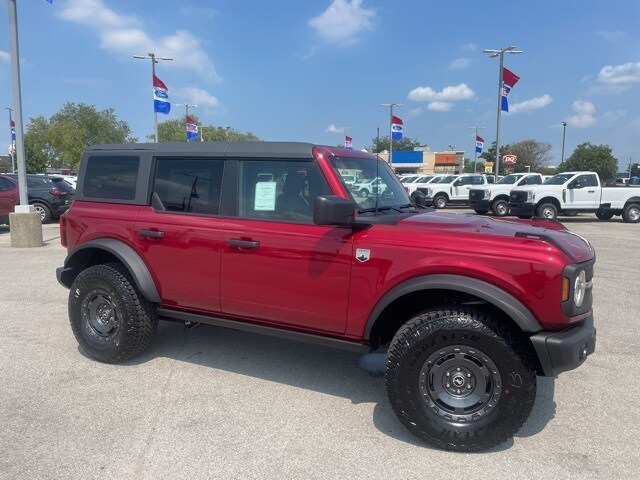 2025 Ford Bronco Big Bend photo 2