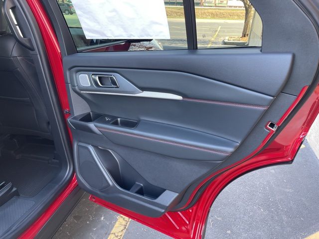 2026 Ford Explorer ST - Photo 57