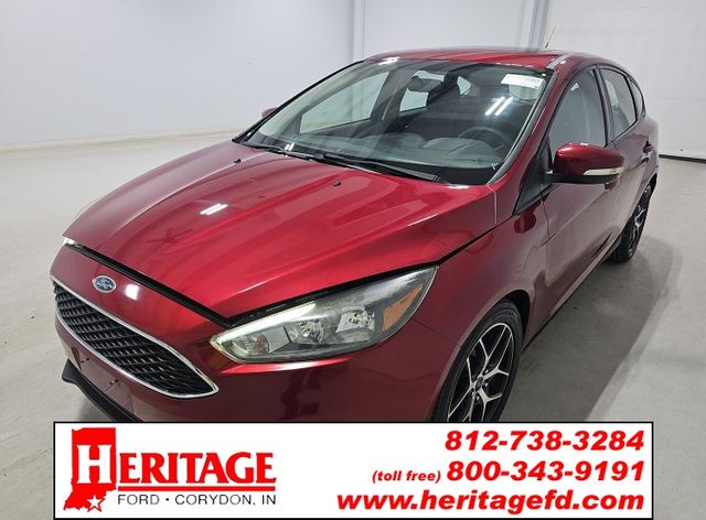 2017 Ford Focus SEL FWD photo