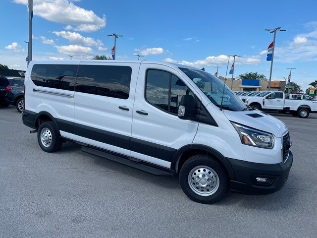 2023 Ford Transit photo 2