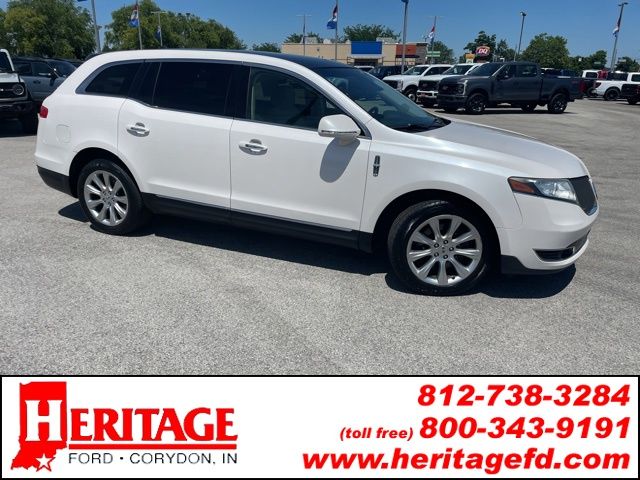 2014 Lincoln MKT 3.7's photo