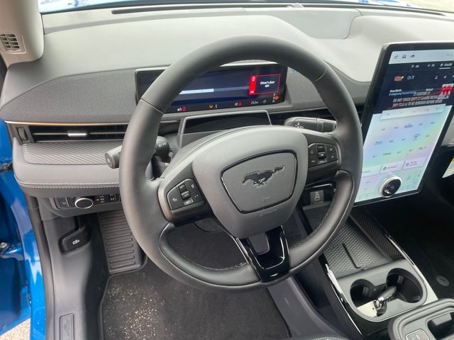 2025 Ford Mustang Mach-E Select - Photo 26