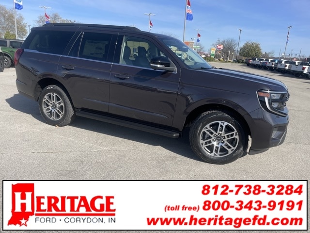 2025 Ford Expedition Active's photo