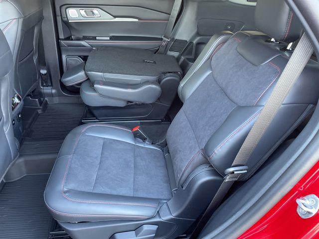 2026 Ford Explorer ST - Photo 69