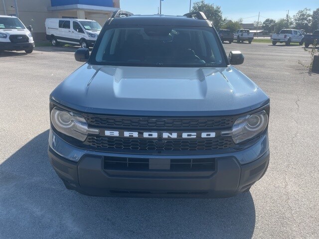 2025 Ford Bronco Sport Outer Banks photo 2