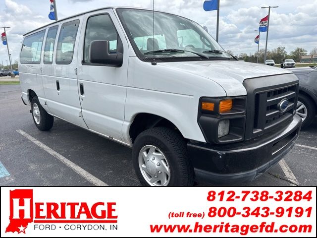 2012 Ford E-Series Econoline Wagon XLT