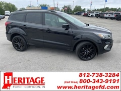 Used 2019 Ford Escape SE SUV 1FMCU9GDXKUA07933 for sale near Louisville, KY