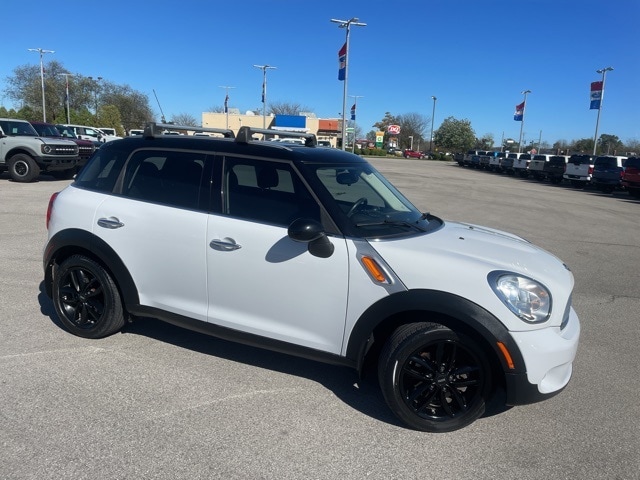Used 2014 MINI Countryman Countryman with VIN WMWZB3C59EWR39045 for sale in Corydon, IN