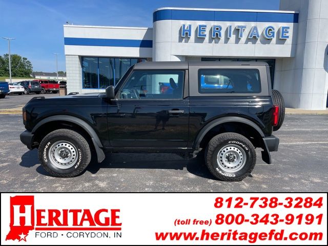 2022 Ford Bronco Base 4x4's photo