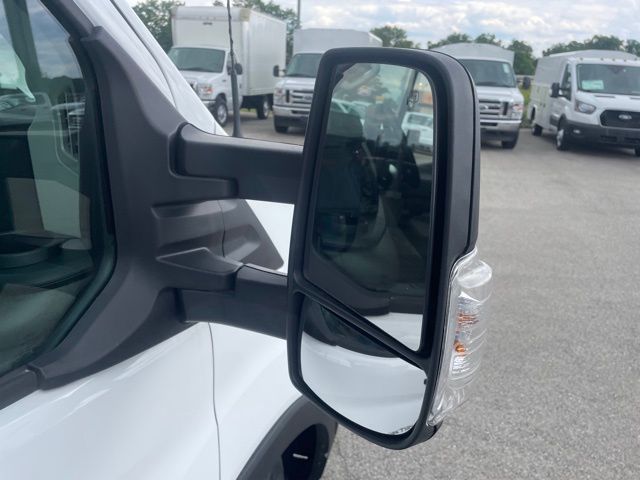 2024 Ford Transit Cutaway Base - Photo 40