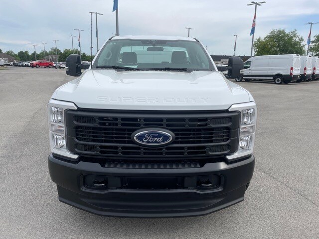 2025 Ford F-250 XL photo 4