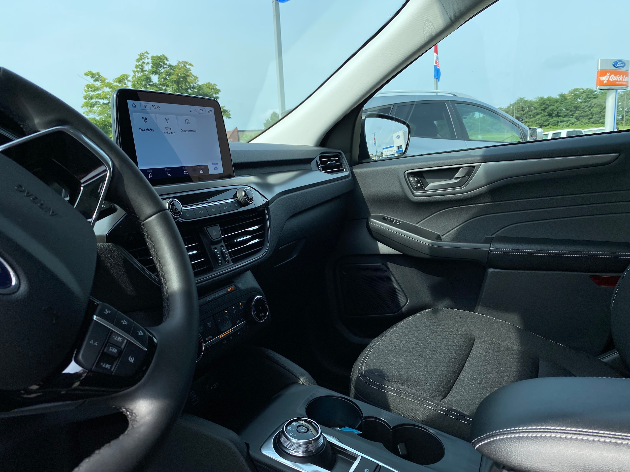 2023 Escape Active Dashboard and Passenger seat