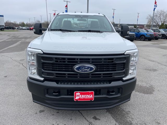 2026 Ford F-350 XL photo 3