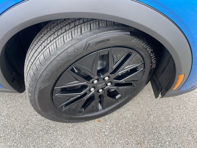 2025 Ford Mustang Mach-E Select - Photo 18