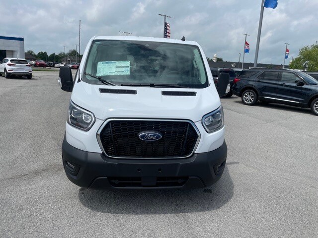 2023 Ford Transit photo 3