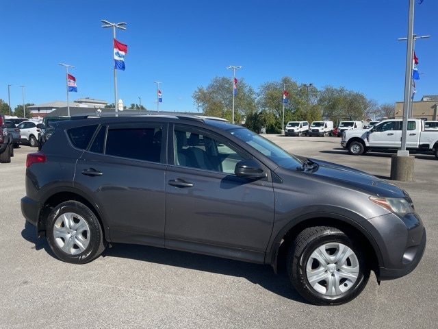 Used 2015 Toyota RAV4 LE with VIN 2T3BFREV9FW393999 for sale in Corydon, IN