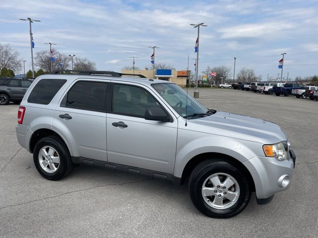 2012 Ford Escape XLT photo 3