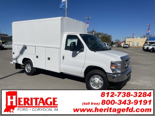 2025 Ford E-350 Cutaway Truck 