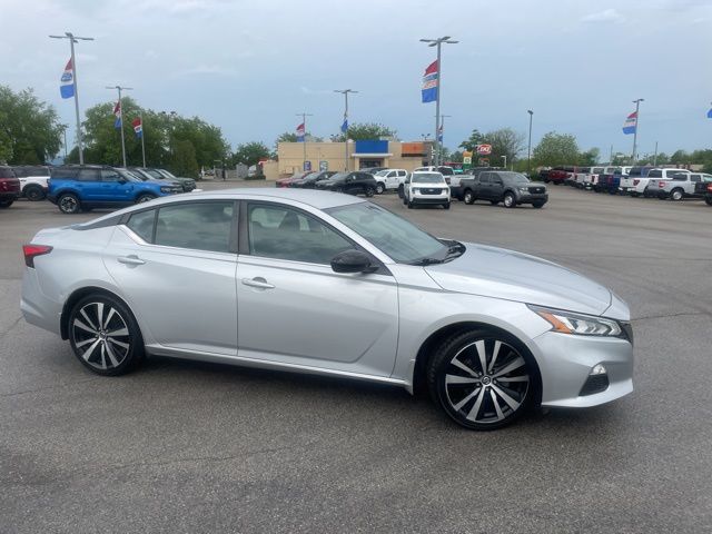 Used 2019 Nissan Altima SR with VIN 1N4BL4CV4KC170772 for sale in Corydon, IN