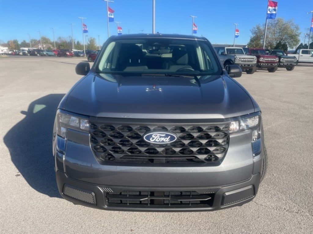 New 2025 Ford Maverick XL Truck SuperCrew