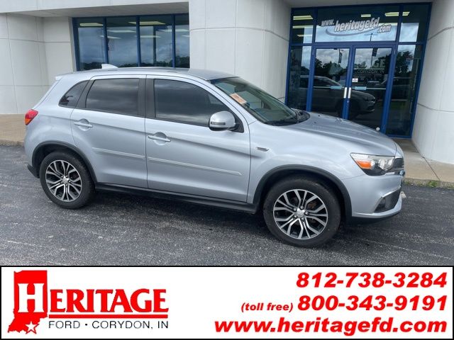 2017 Mitsubishi Outlander Sport 2.4 SE AWC CVT's photo