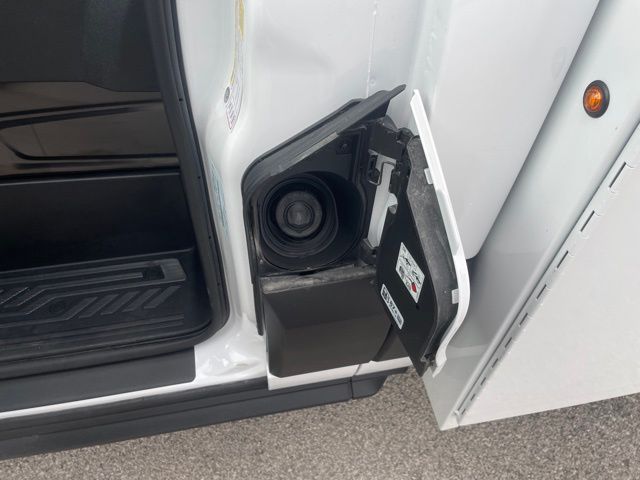 2024 Ford Transit Cutaway Base - Photo 17