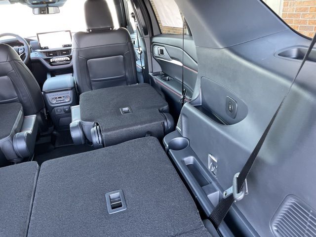2026 Ford Explorer ST - Photo 76