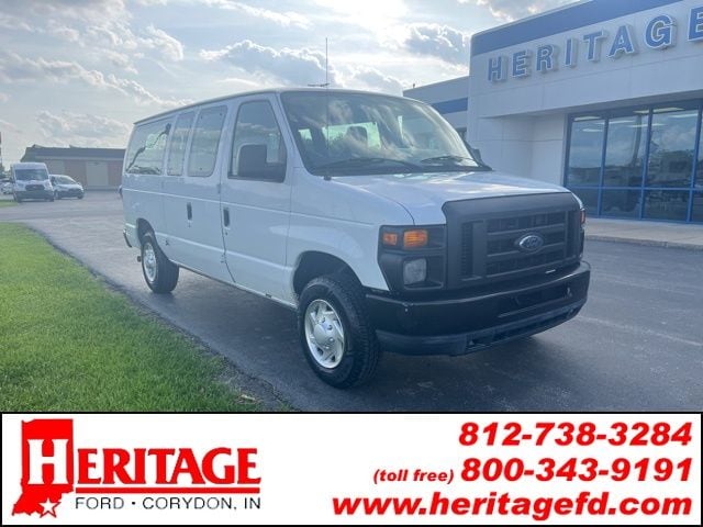 2012 Ford E-Series Econoline Wagon XLT