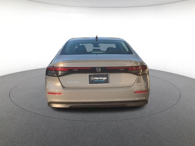 2025 Honda Accord SE - Photo 6