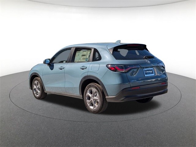 2026 Honda HR-V LX photo 3