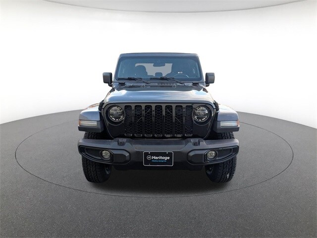 2022 Jeep Gladiator Willys photo 2