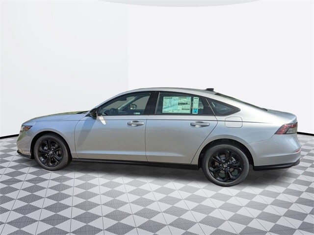 2025 Honda Accord SE photo 2