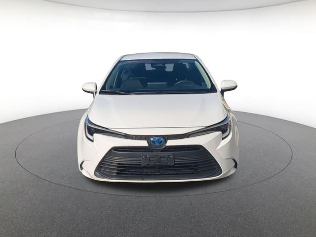 Used 2025 Toyota Corolla Hybrid LE Sedan