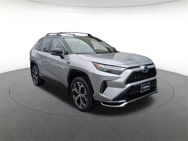 2022 Toyota RAV4 Prime XSE photo 3