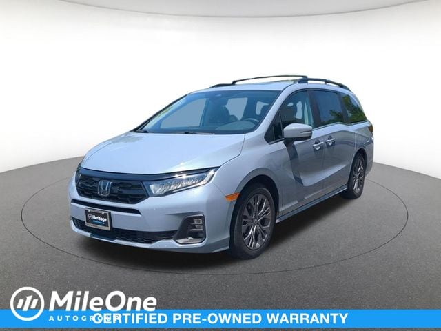 2026 Honda Odyssey Touring's photo