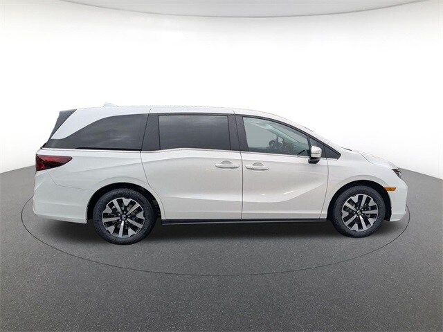 2026 Honda Odyssey EX-L photo 3